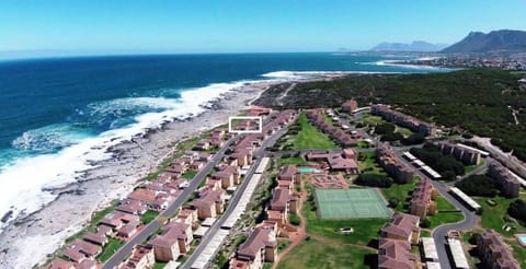 Hermanus Beach Club - Le Maree House 18 Campground/ 
RV Resort in Hermanus