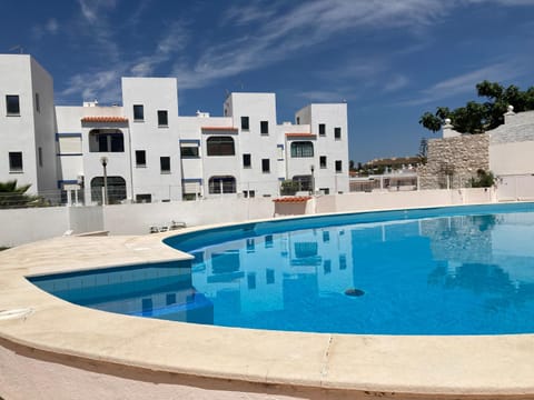 Property building, Pool view, Swimming pool