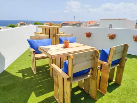 BBQ facilities, Balcony/Terrace, Dining area