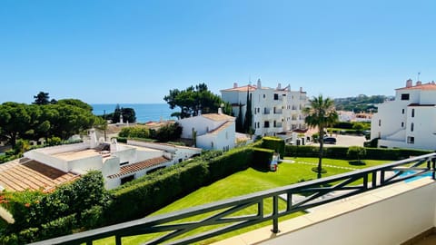 Balcony/Terrace, City view, Garden view, Street view