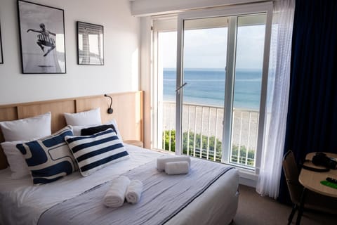 Bed, Natural landscape, Beach, Bedroom, Sea view, Family, towels