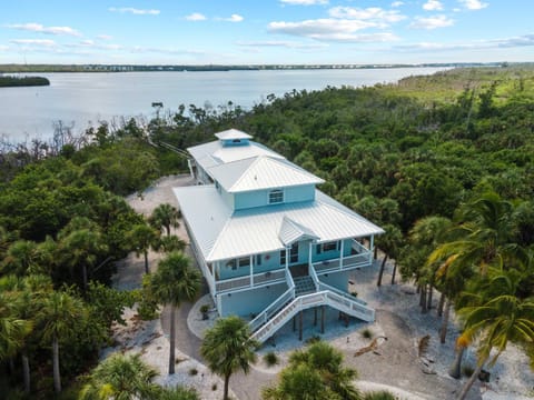 Sable Palm Hidden Gem home House in Palm Island