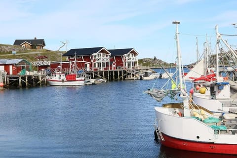 Northcape Nature Rorbuer - 1 - Dock South Condo in Troms Og Finnmark