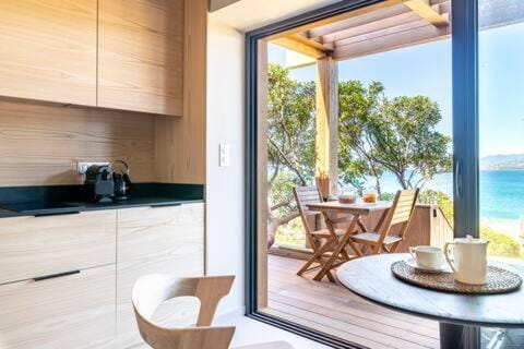 Balcony/Terrace, Kitchen or kitchenette, Sea view