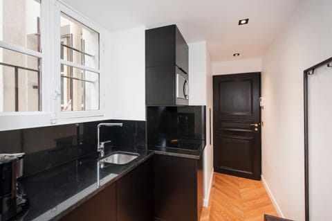 Odéon - Notre Dame Paris Climatisé-Wifi Apartment in Paris