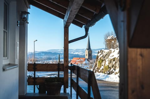 Facade/entrance, Winter