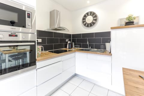 Kitchen or kitchenette, Other