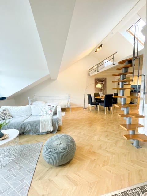 Ginius Homes- Penthouse Düren Apartamento in Düren