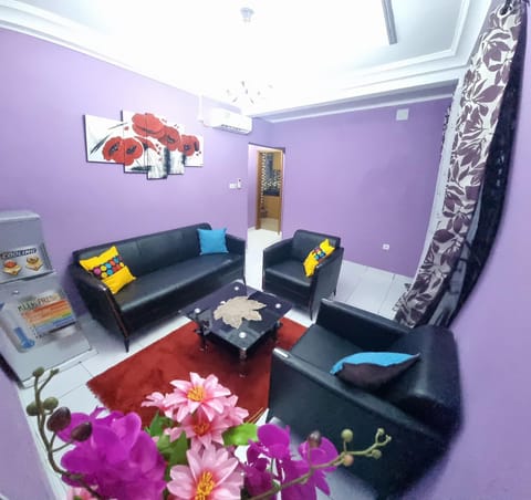 Residence Sighaka - Gold Apartment - WiFi, Gardien, Parking Copropriété in Douala