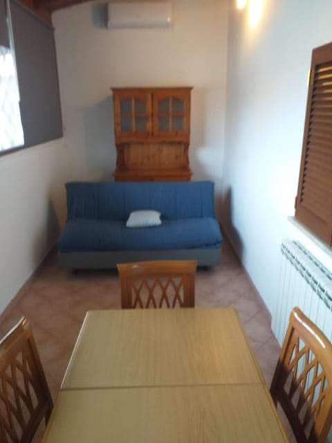 villino 4 posti letto con cucina a 30mt dal mare Apartment in Lazio