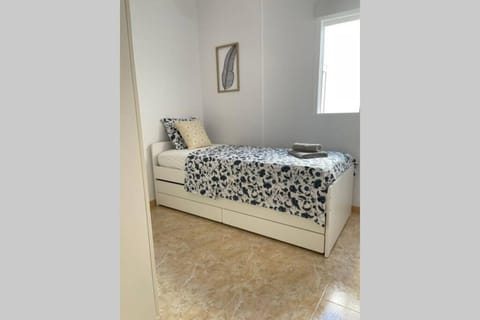 UIM Mediterraneo Poeta 5 Wifi Apartment in Port de Sagunt