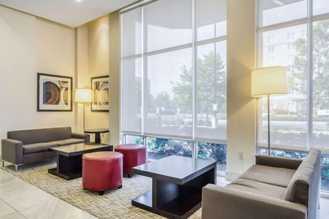 Embassy Suites by Hilton Newark Airport Hotel in Elizabeth