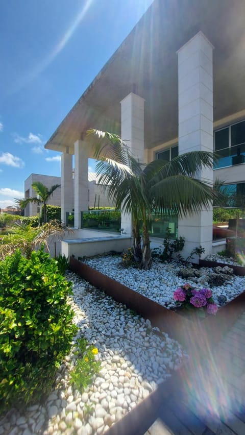 Property building, Patio, Garden