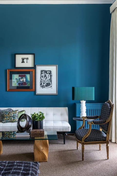 Living room, Decorative detail, Seating area
