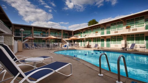 On site, Pool view, Swimming pool