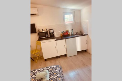 Studio cosy avec possibilité piscine en supplément Apartment in Toulon