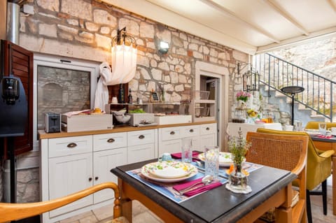 Dining area, Breakfast
