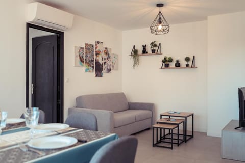 Chic Appart du Port Fréjus Apartment in Fréjus