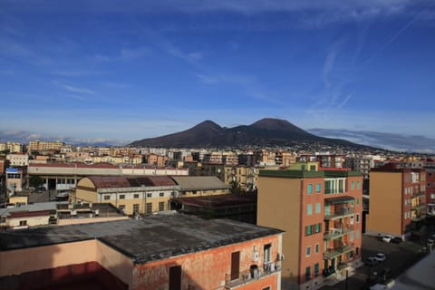 Nearby landmark, Day, Natural landscape, Bird's eye view, View (from property/room), View (from property/room), City view, City view, Landmark view, Landmark view, Mountain view, Mountain view, Street view, Street view, internet, internet