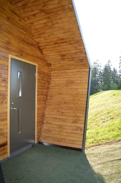 Metsjärve mini puhkemaja House in Estonia