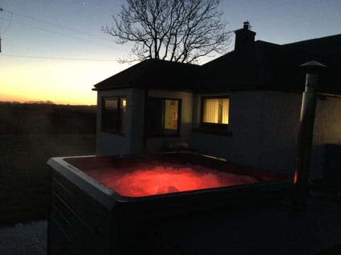 Meikle Aucheoch Holiday Cottage, plus Hot Tub, Near Maud, in the heart of Aberdeenshire House in Scotland