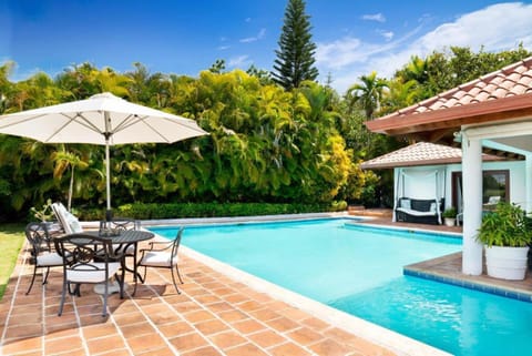 Los Lagos 19- Golf and Lake View 5-Bedroom Villa Villa in La Romana