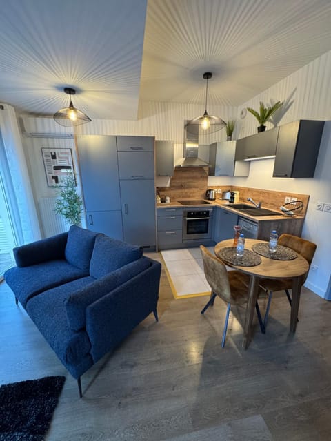 Bella Vita Zen et son garage au bord du lac Apartment in Tresserve