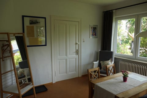 Villa Glück für die kleine Auszeit oder Entdeckungstour Apartment in Aurich