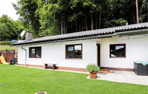 Modernes Ferienhaus Mit Garten Maison in Techelsberg