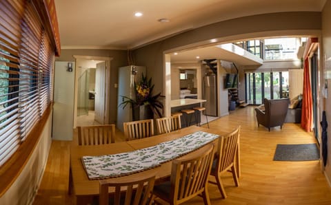 Bathroom, Living room, Dining area