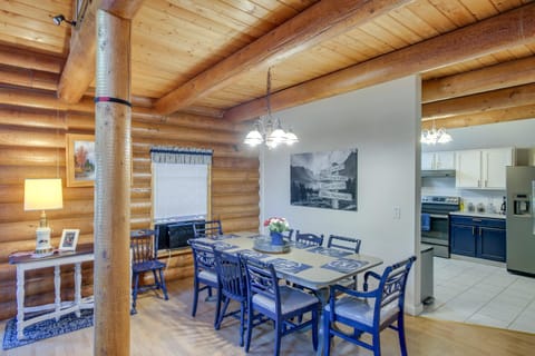 The InnLet - Comfy Cabin By Conkling Marina Haus in Kootenai County