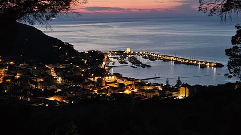 Alta Marina Apartment in Marciana Marina