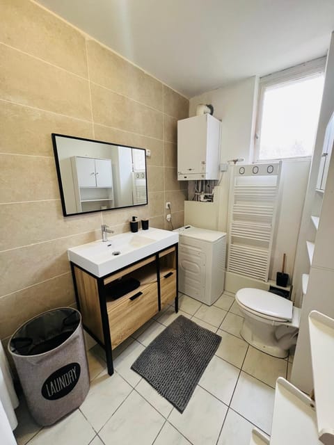 Apt 2 Chic, 60m2, 2 Chambres, Centre Apartment in Valenciennes