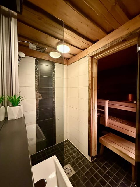 Shower, Sauna, Bathroom, soundproof, towels