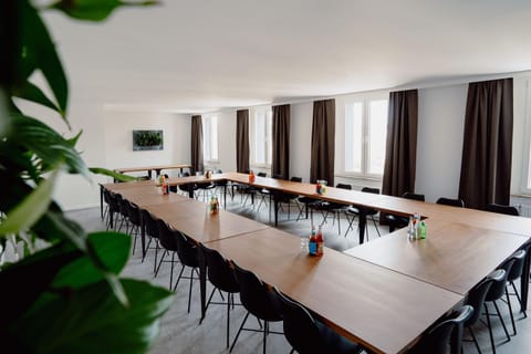 Business facilities, Meeting/conference room