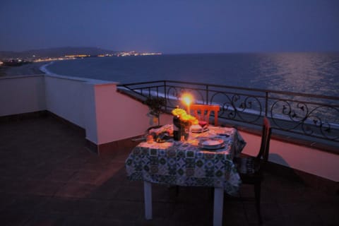 Terrazza sul Mare Apartment in Siderno