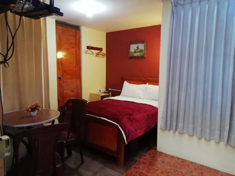 Hostal Sumak'usi Bed and Breakfast in Puno, Peru