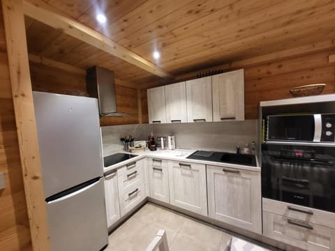 Charmant appartement au calme avec wifi et cuisine équipée - FR-1-266-164 Apartment in Montgenèvre