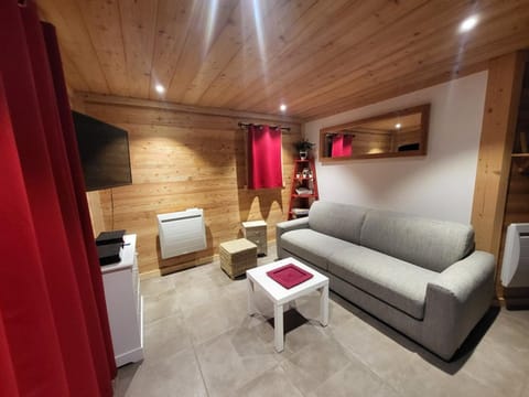 Charmant appartement au calme avec wifi et cuisine équipée - FR-1-266-164 Apartment in Montgenèvre