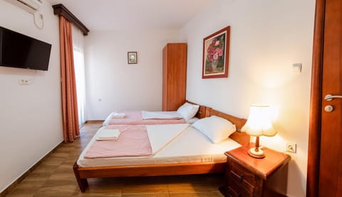 Villa MD Bed and Breakfast in Budva