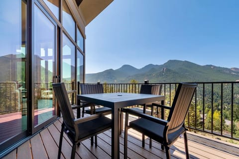 Azure Vista Vacation Home at Windcliff home Haus in Estes Park