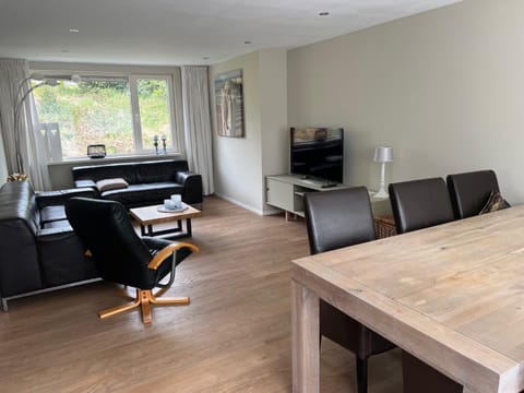 Deltageul 39 Noordzeepark - ruim en rustig gelegen vakantiehuis nabij strand - geen verhuur aan bedrijven House in Ouddorp