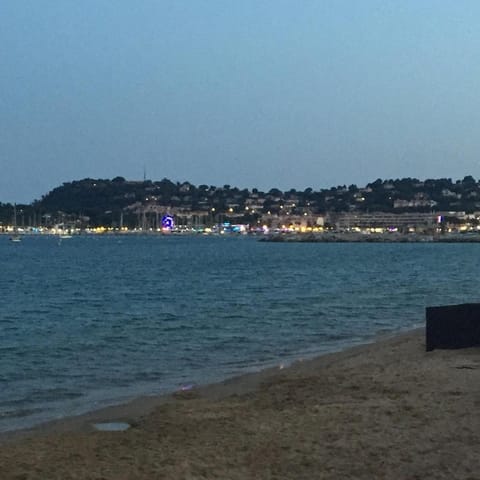 Magnifique emplacement pour ce joli f3 Apartment in Cavalaire-sur-Mer