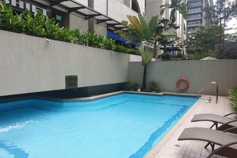 Studio at Olympia Makati GREAT Location, Vaccination Card Required Condo in Pasay