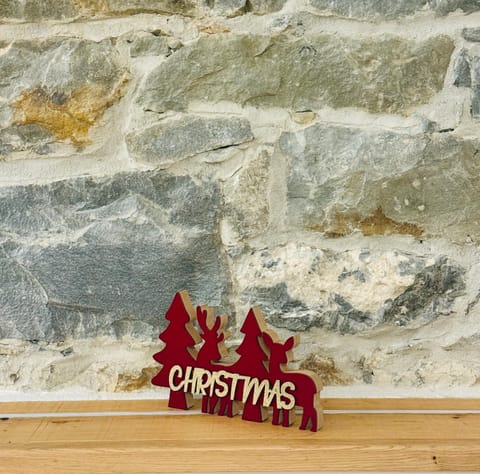 Winter, Text overlay, furniture