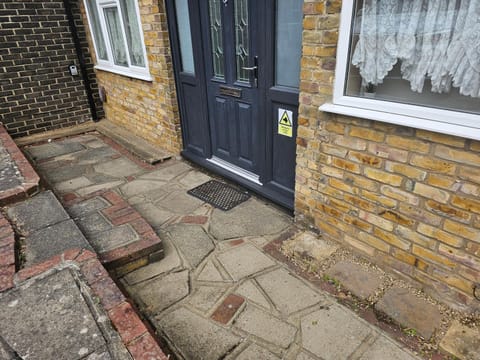 Property building, Day, Street view