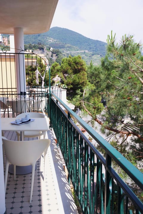 Property building, Balcony/Terrace, Sea view, Sea view