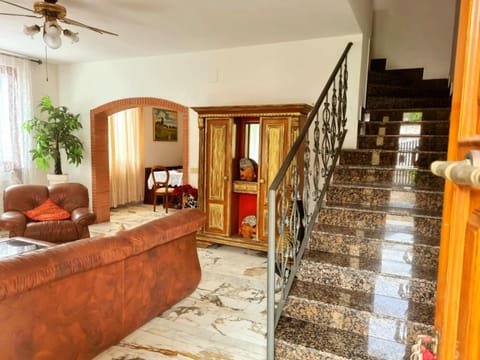 Facade/entrance, Living room