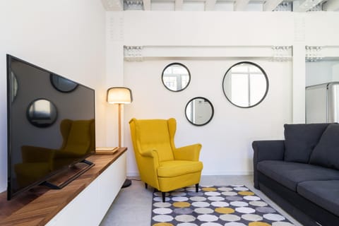 TV and multimedia, Living room, Seating area