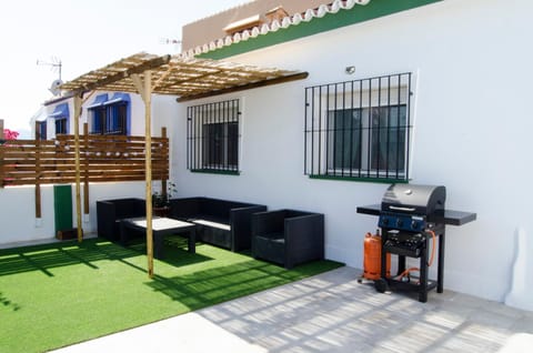 BBQ facilities, Balcony/Terrace